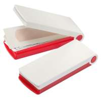 Deckel Weiß, Unterteil Rot