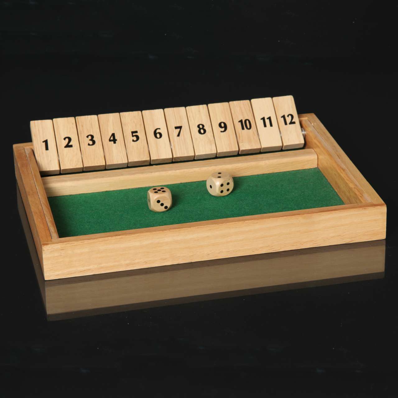 Klappenspiel mit Würfelfläche, 12 Klappen