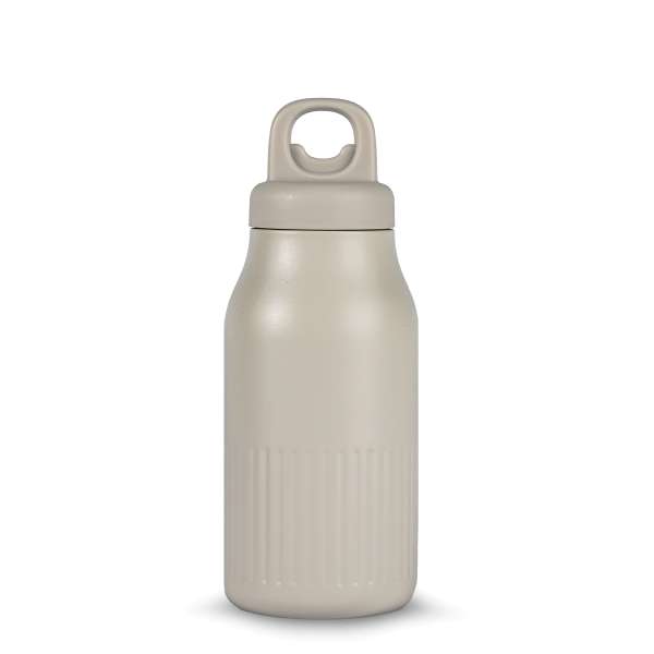 Sagaform Truls Stahlisolierflasche mit praktischem Klickverschluss (recycelt) 500 ml