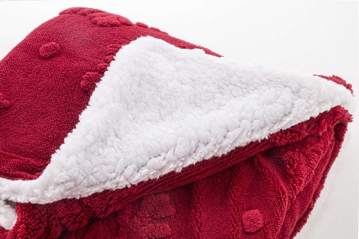 Weihnachtsdecke, RPET Valsatra