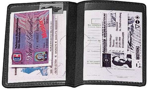 CreativDesign® Ausweistasche "Paper Label 2" schwarz