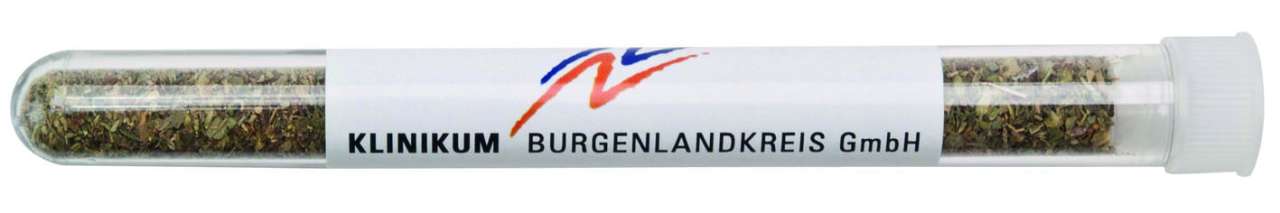 Glühweingewürz im Reagenzglas