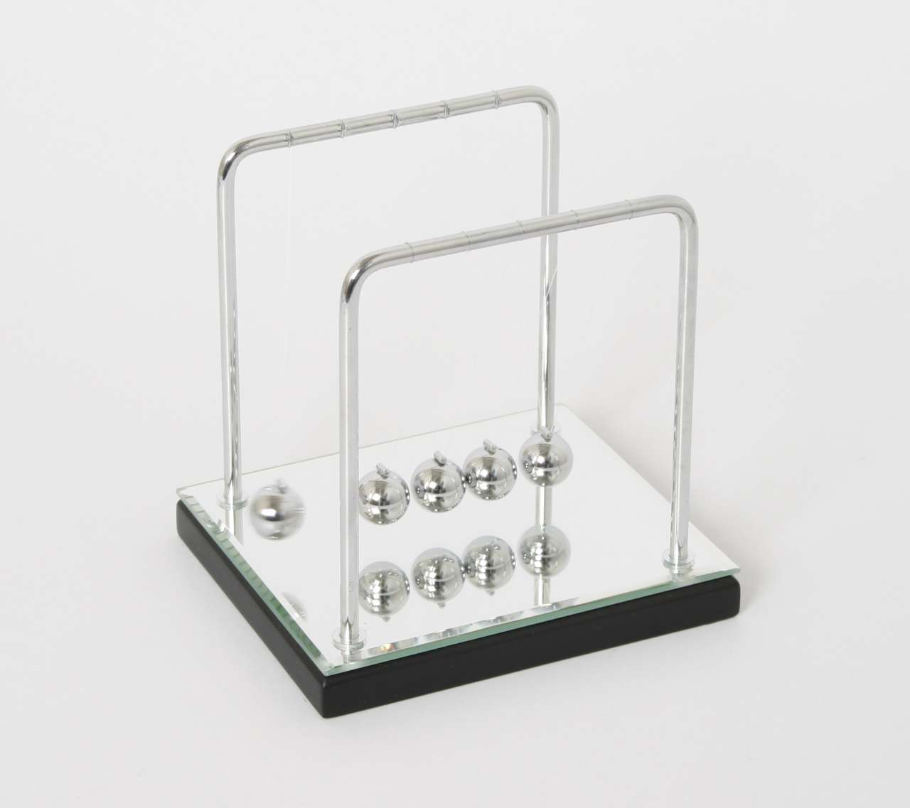 Kugelspiel mit Spiegelsockel 14 cm