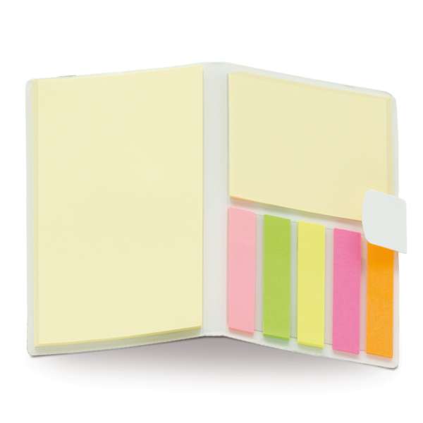 Notizbuch mit Haftnotizen