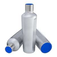Flasche silber, Deckel blau, Boden blau