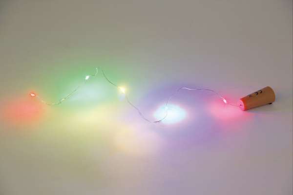 Flaschenkorken-Lichterkette mit 5 bunten LEDs